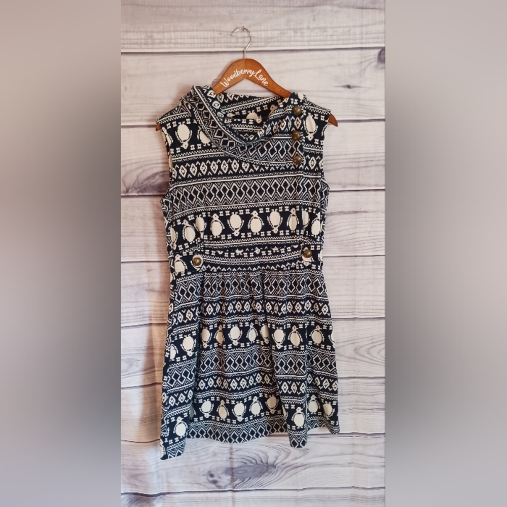 Azalea Coach Tour Style Dress